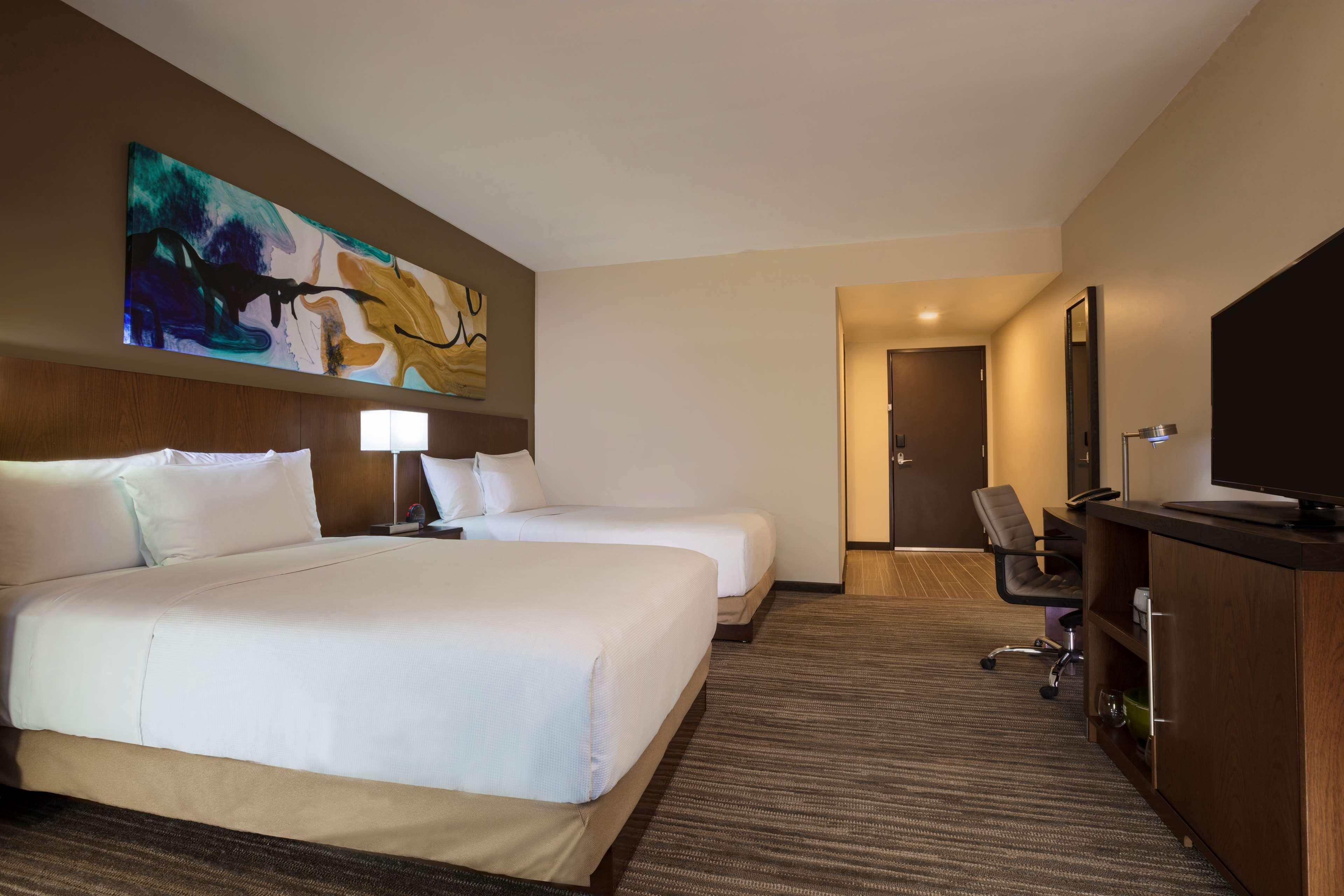 Hyatt Place 4*