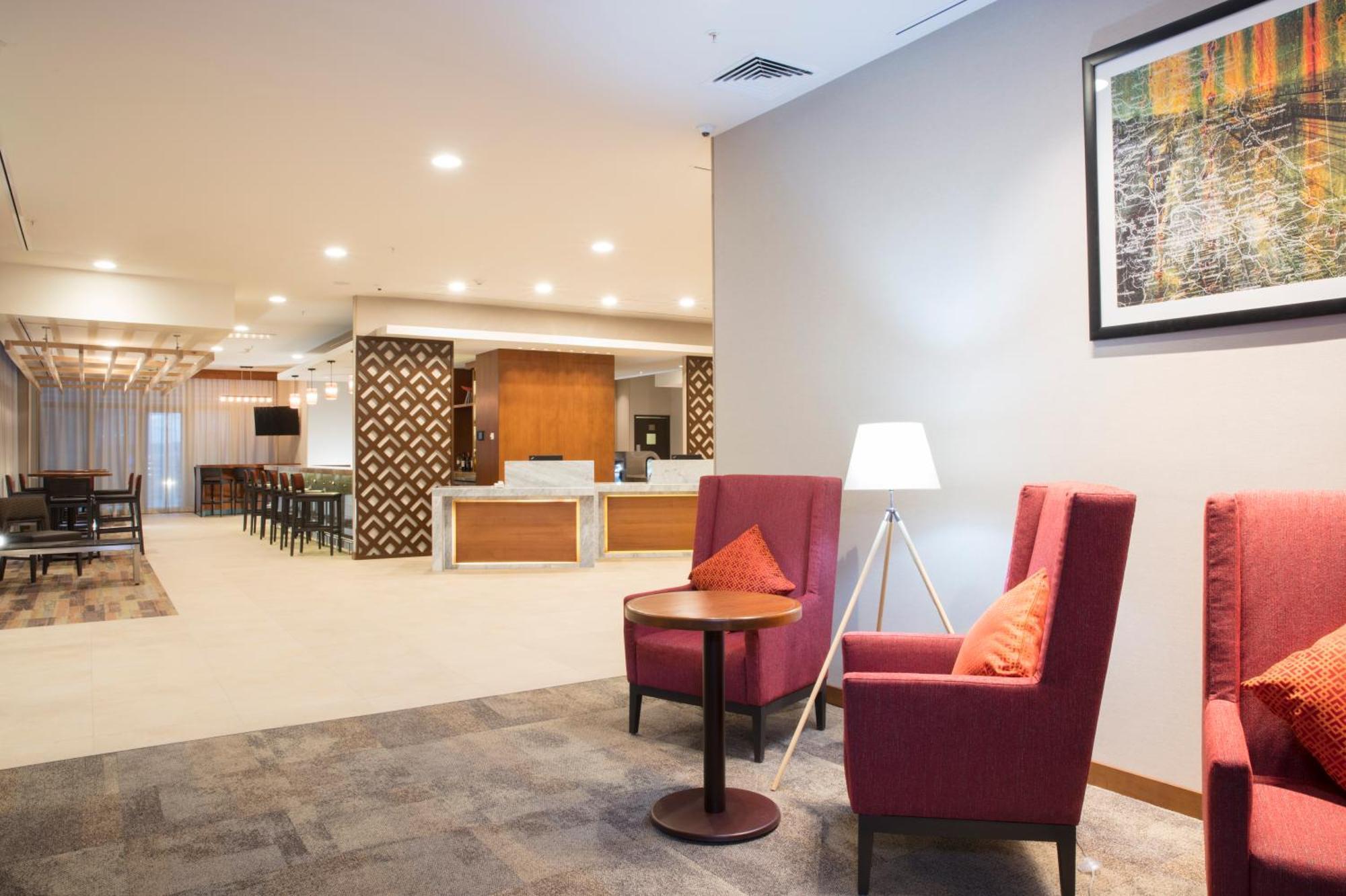 Hyatt Place 4*